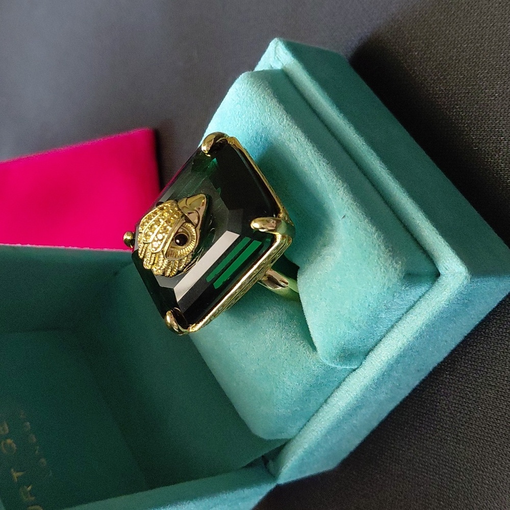 KURT GEIGER LONDON Elegant  Statement Ring Size9 - Picture 2 of 8